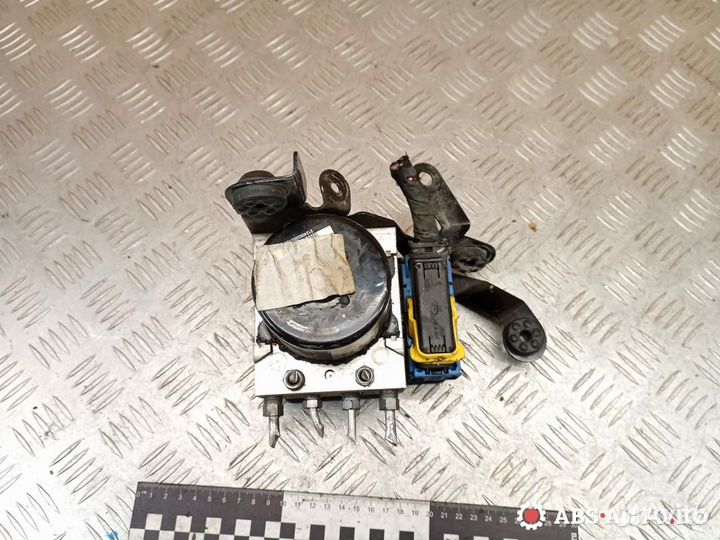 Блок ABS Renault Megane 3 рест. 2013 476608102R