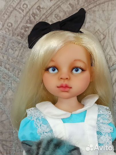 Кукла Алиса в стране чудес Паола Рейна