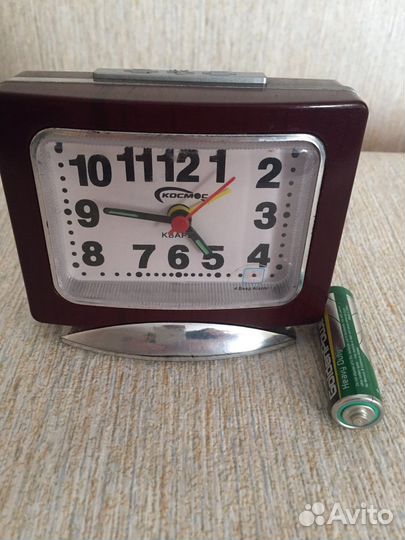 Часы будильник
