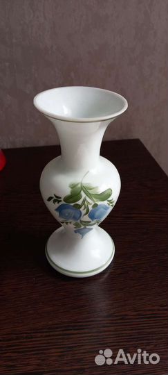 Ваза для цветов СССР молочное стекло