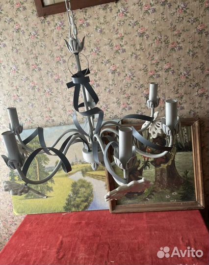 Люстра современная