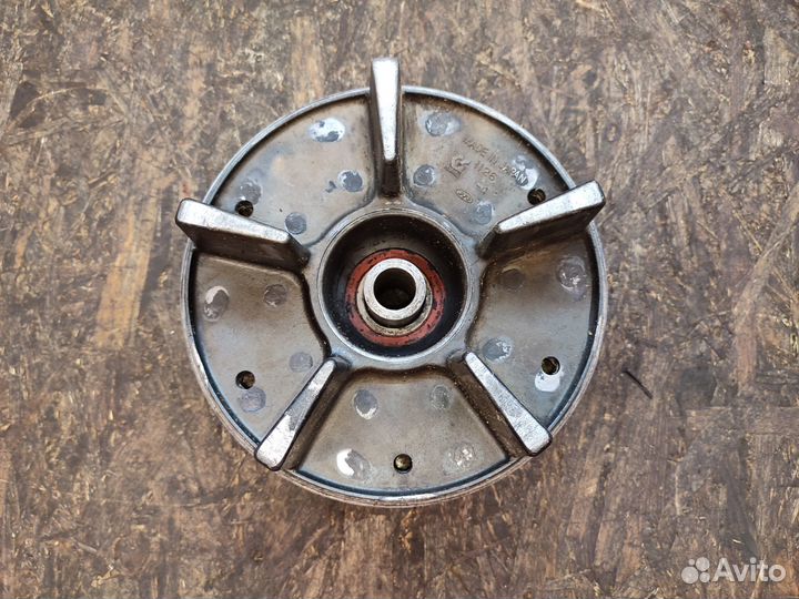 Gpz1100 ступица заднего колеса