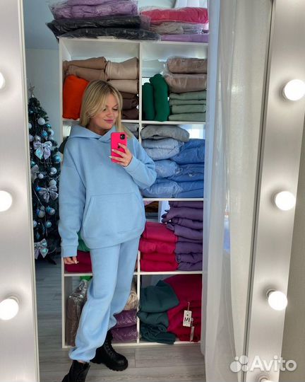 Костюм спортивные флисовые и легкие