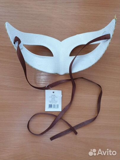 Маска карнавальная