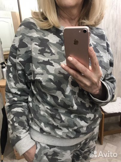 Костюм спортивный