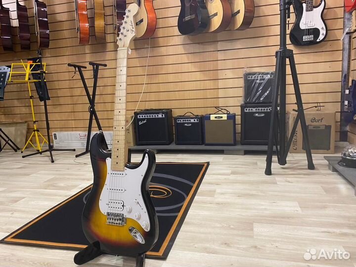 Электрогитара fabio ST200 санберст