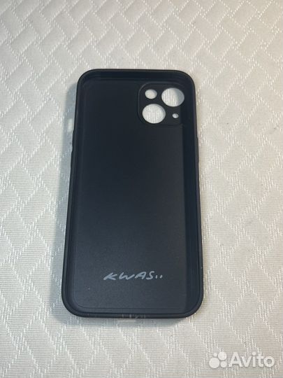 Чехол на iPhone 13