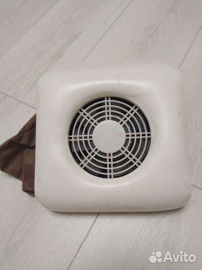 Пылесос для маникюра