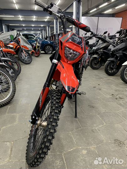 Питбайк Regulmoto Seven Medalist PRO 150 см3 19/16