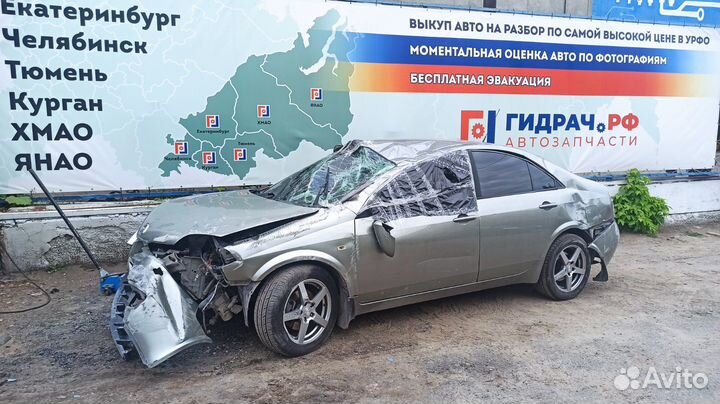 Порог со стойкой правый Nissan Primera (P12). Вмятина