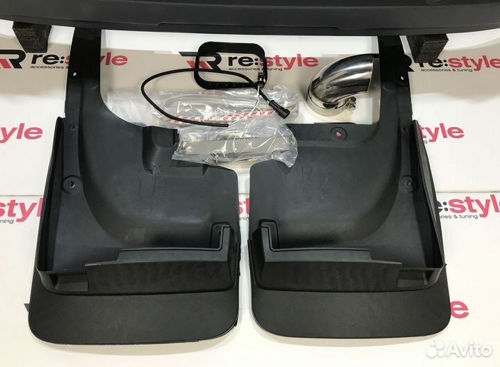 Обвес Toyota Land Cruiser 200 с 2016 U1140