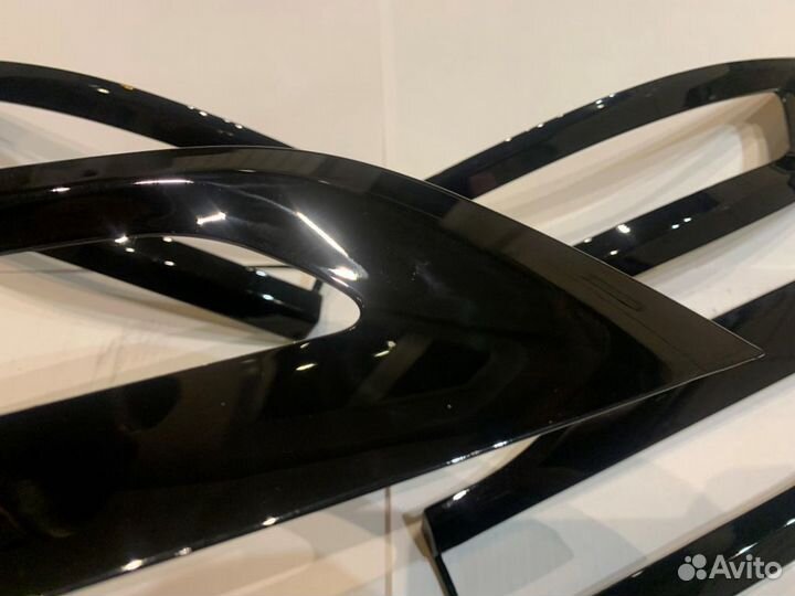 Реснички задних фонарей Jeep Grand Cherokee WK2