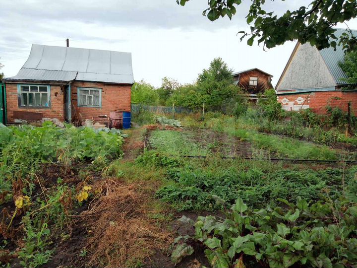 Дача 10 м² на участке 4 сот.