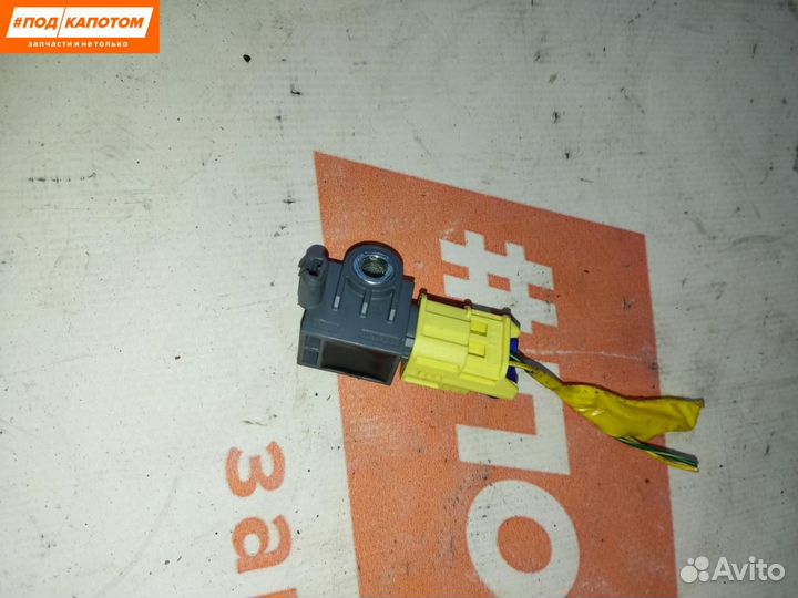 Датчик удара Hyundai Tucson 3 2017 95920B4000