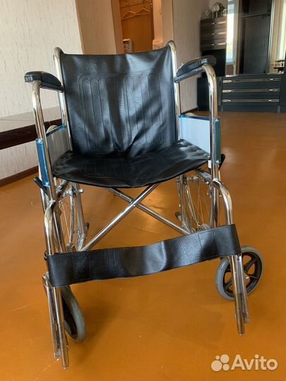 Коляска для инвалидов