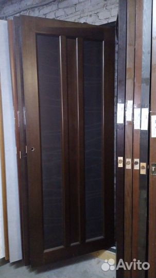 Межкомнатные двери бу с витрины