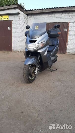 Suzuki skywave 400