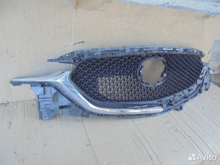 Решетка радиатора хром Mazda CX5
