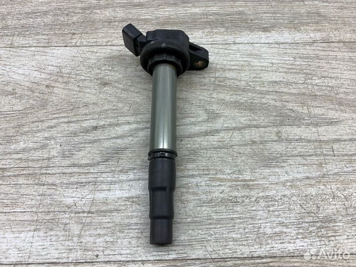 Катушка зажигания Toyota Avensis универсал 2ZR-FAE