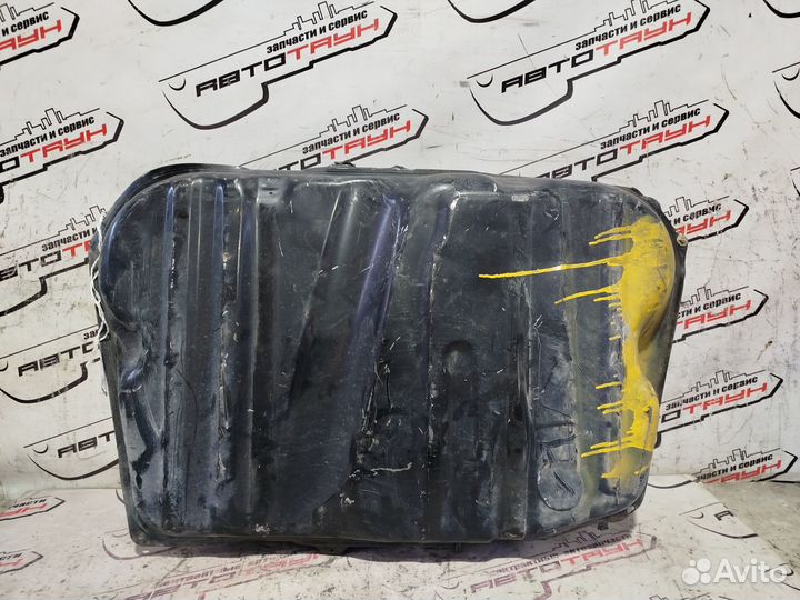 Бензобак toyota caldina carina corona premio AT191G AT210 AT211 AT211G AT212 CT190G CT210 CT211 ST19