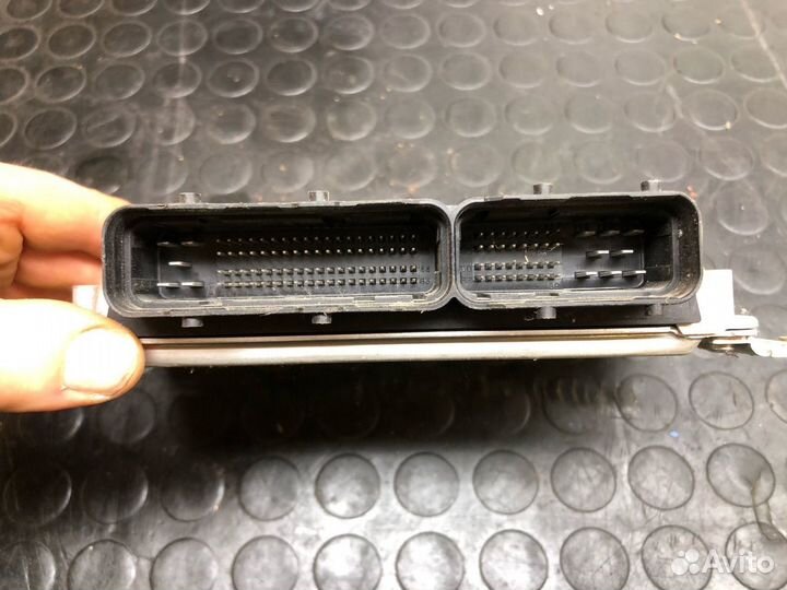 Блок управления двс Kia Sorento 1 391004A810