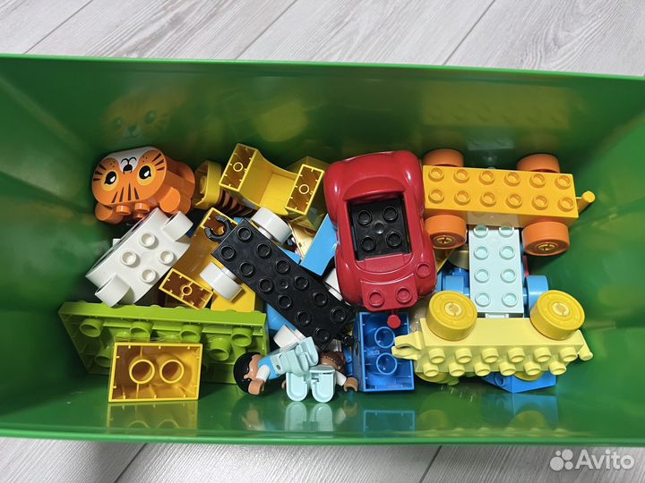 Lego duplo с контейнером