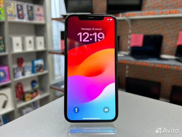 iPhone 11 Pro, 64 ГБ