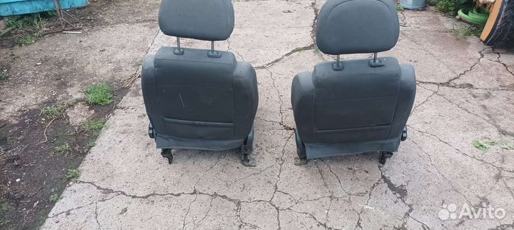 Передние сиденья niva chevrolet