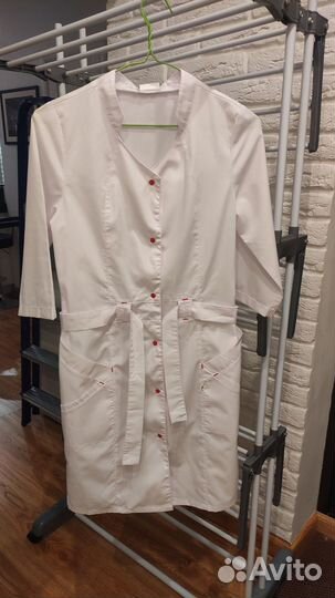 Белый медицинский халат женский размер 40, новый
