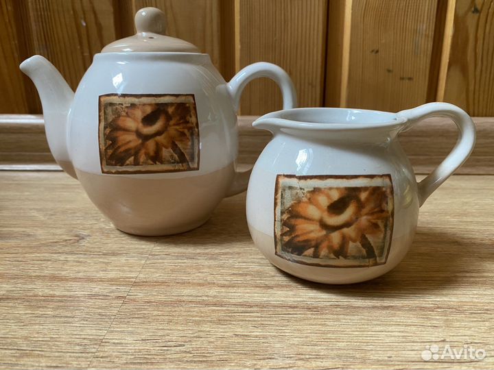 Заварочный чайник и сливочник