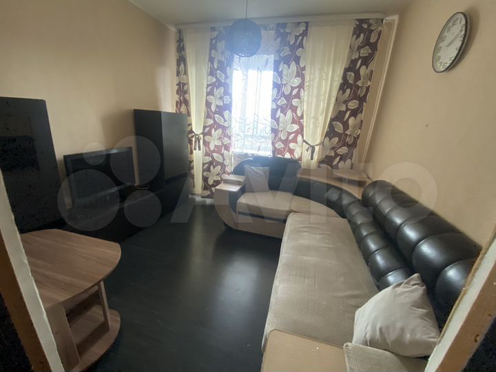 2-к. квартира, 46 м², 4/9 эт.