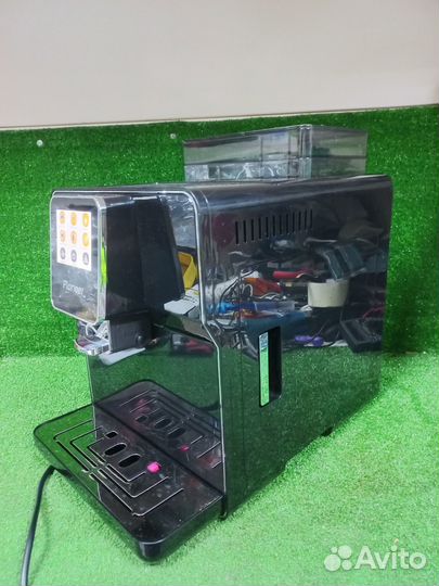 Кофемашина зерновая Pioneer CMA006