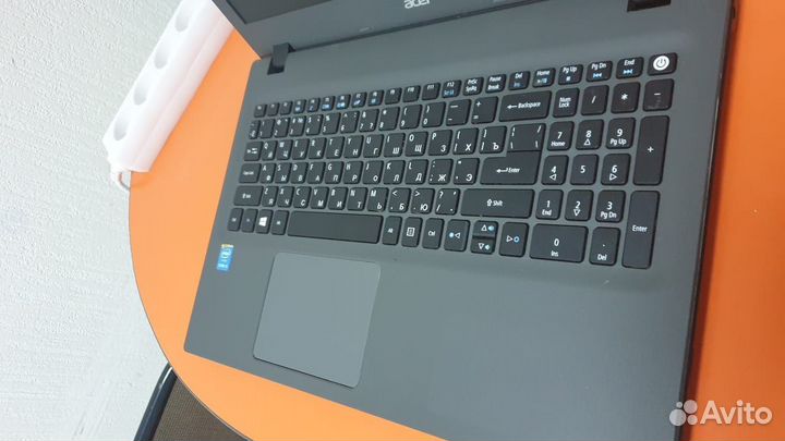 Ноутбук - Acer Aspire E5-573G 0LT