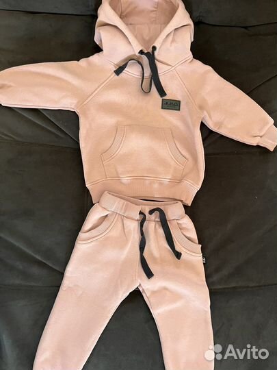 Костюм спортивный