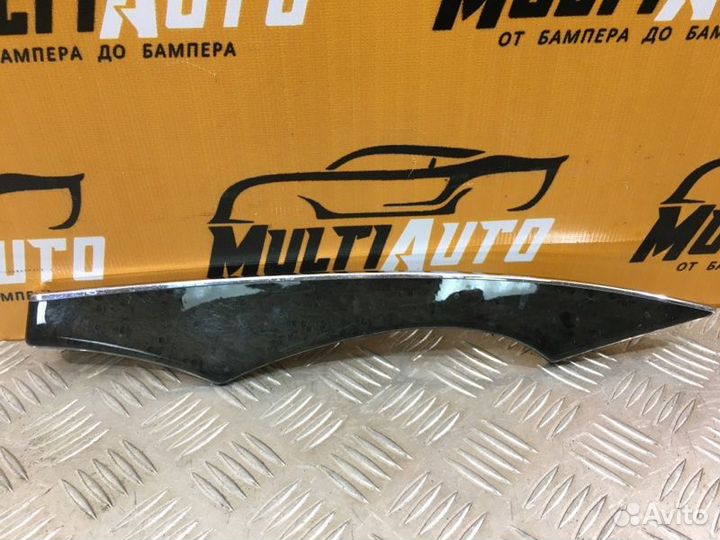 Накладка обшивки двери задняя правая Mercedes