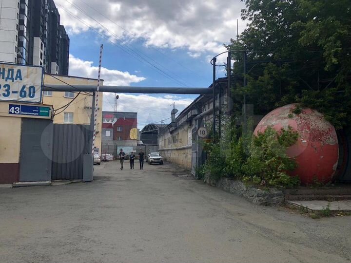 Сдам торговое помещение, 1174 м²