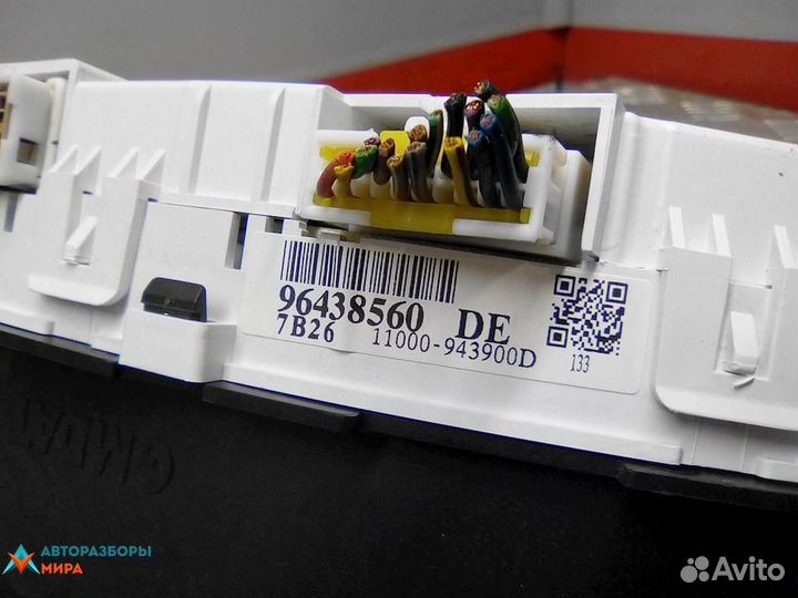 Щиток приборов (приборная панель) Daewoo Nubira