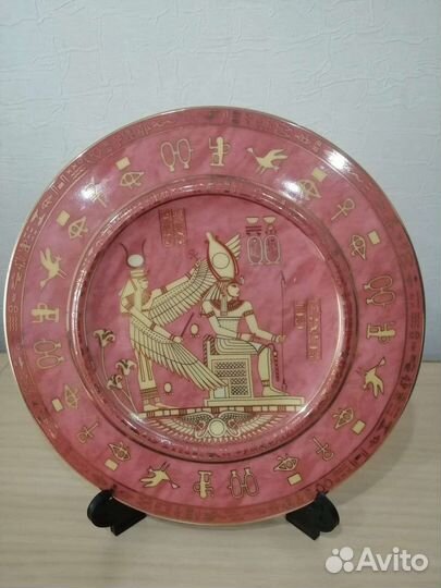 Сувенирные тарелки разных стран