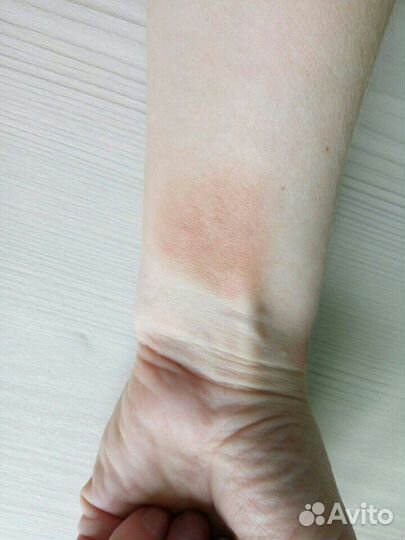 Бронзер Clinique темный с шиммером