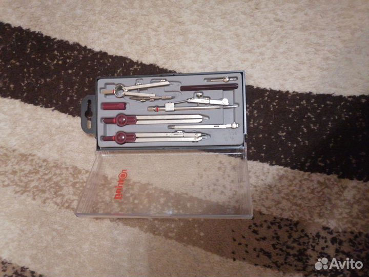 Готовальня 8 предметов rotring