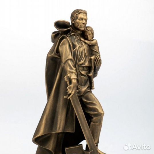 Статуэтка Воин освободитель