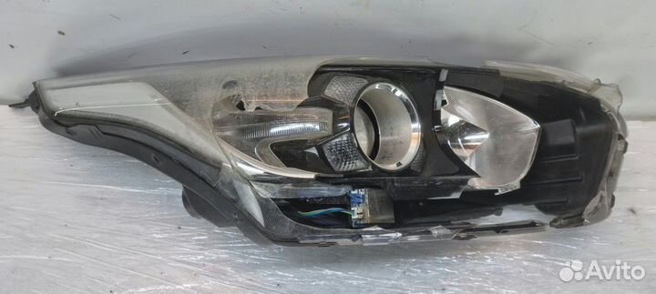 Kia Ceed 3 c 18 фара правая