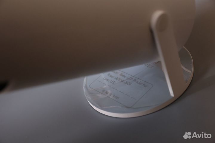 SMART проектор HY300