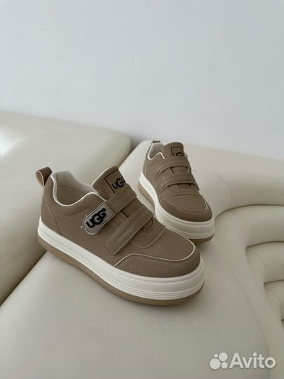 Кроссовки ugg женские