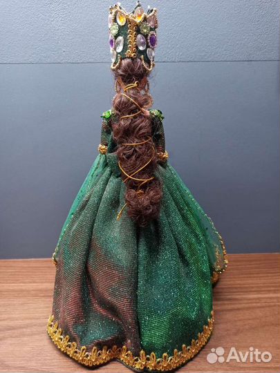 Кукла шкатулка