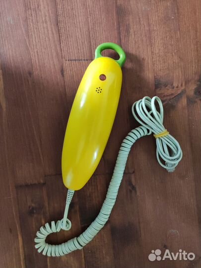 Стационарный кнопочный телефон