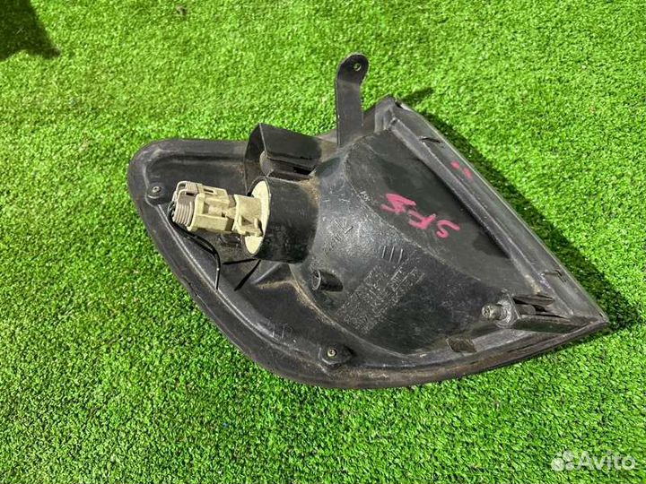 Поворотник передний левый Subaru Forester SF5 EJ