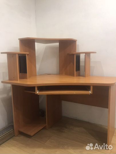 Компьютерный стол бу