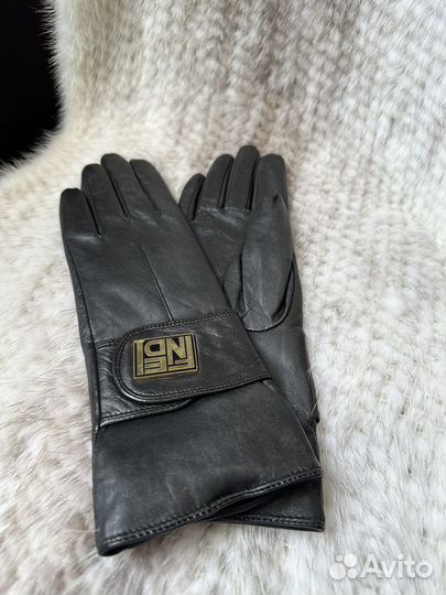 Перчатки женские кожаные