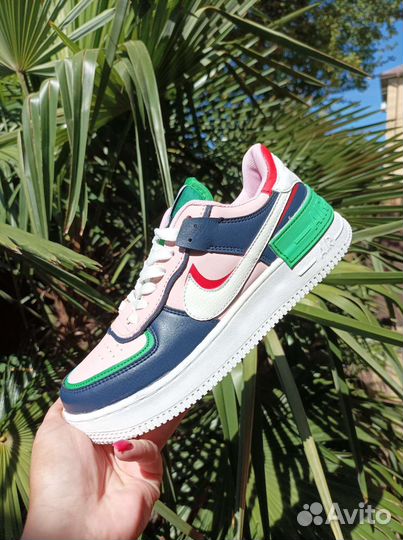 Кроссовки новые 38